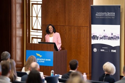 Commissioner Kelly providing remarks from the podium