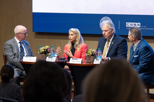Panel Discussion The Future of the Community Bank Business Model